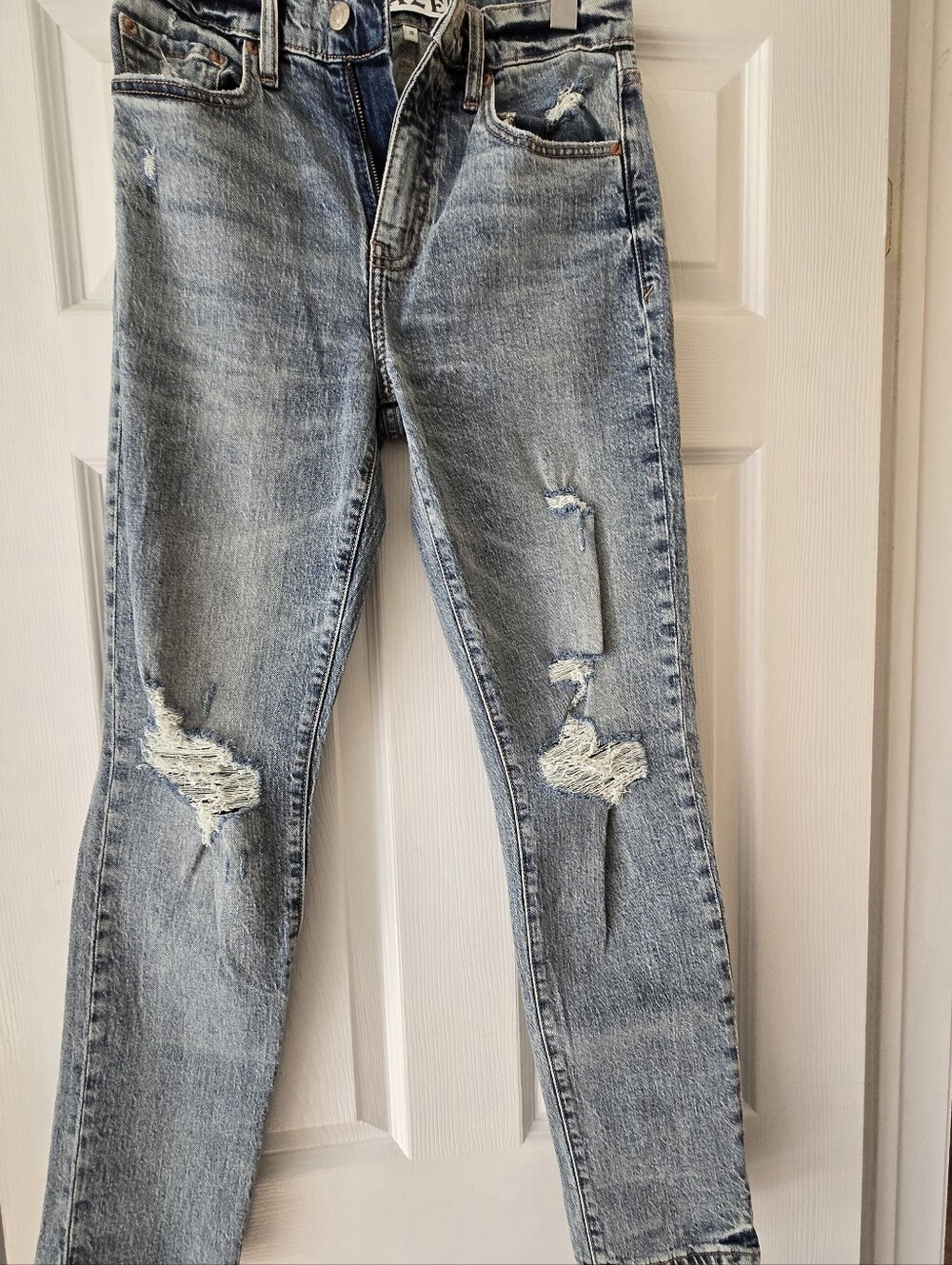 Daze Denim Distressed Blue Jeans, Size 25